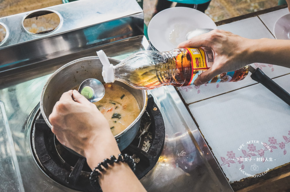清邁行程推薦【泰國・清邁】泰式料理Mama noi廚藝教室烹飪課程(中)：泰式綠咖哩雞、泰北黃咖哩麵Khao Soi食譜做法