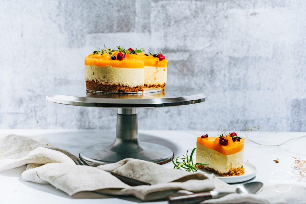 食譜做法【芒果生乳酪蛋糕】免烤箱、無吉利丁也可以做的超簡單3步驟成功率高夏日甜點！