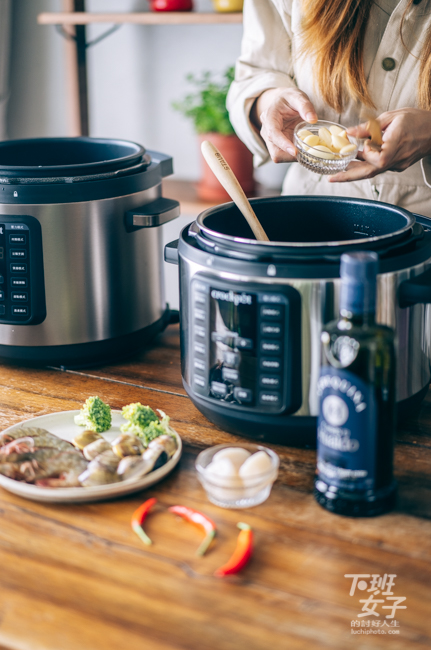 【家電開箱】Crockpot萬用壓力鍋，海鮮義大利麵、羅宋湯、米布丁食譜超簡單