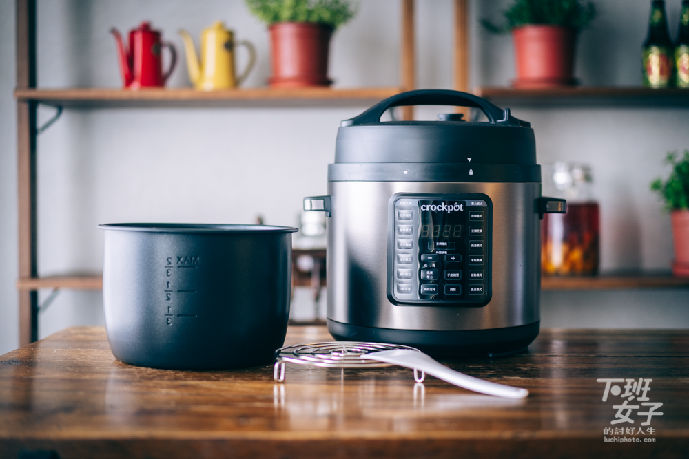 【家電開箱】Crockpot萬用壓力鍋，海鮮義大利麵、羅宋湯、米布丁食譜超簡單