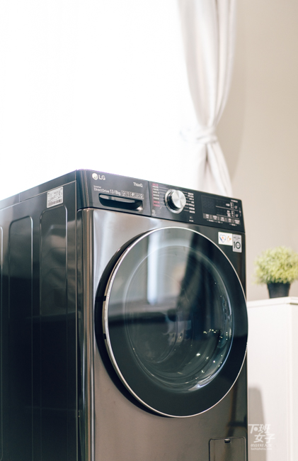 洗衣機推薦比較｜LG蒸氣滾筒洗衣機，窄身大容量，超省空間寬度僅60公分