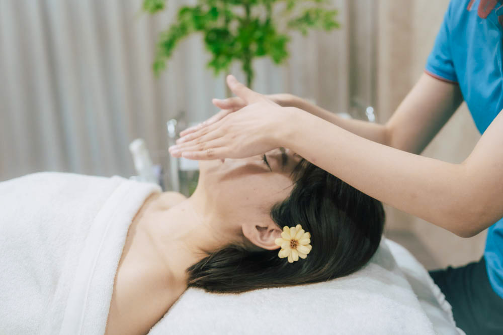 【高雄精油SPA推薦】Tp&b天然有機精油芳療SPA 自由店｜療癒系空間美照拍不完，手技專業又細膩！