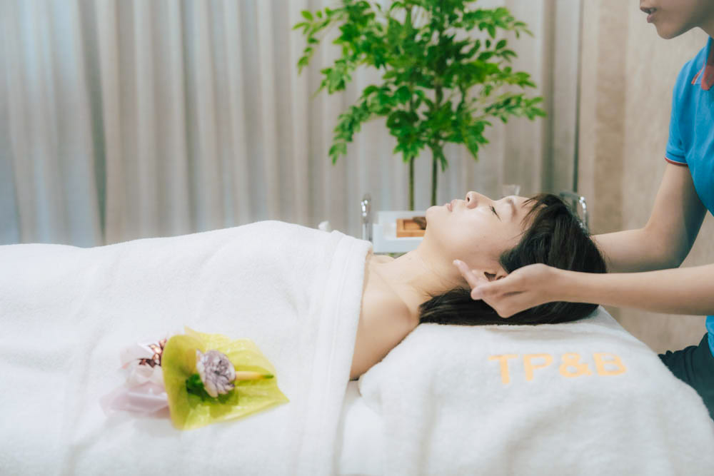 【高雄精油SPA推薦】Tp&b天然有機精油芳療SPA 自由店｜療癒系空間美照拍不完，手技專業又細膩！